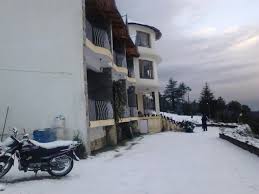 Elphinstone Himalayan Resort